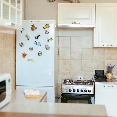 Plac Konstytucji 6 Grey - Bezplatny Garaz Podziemny - Free Parking - Apartament Dla 4 Osob Varşova Dış mekan fotoğraf