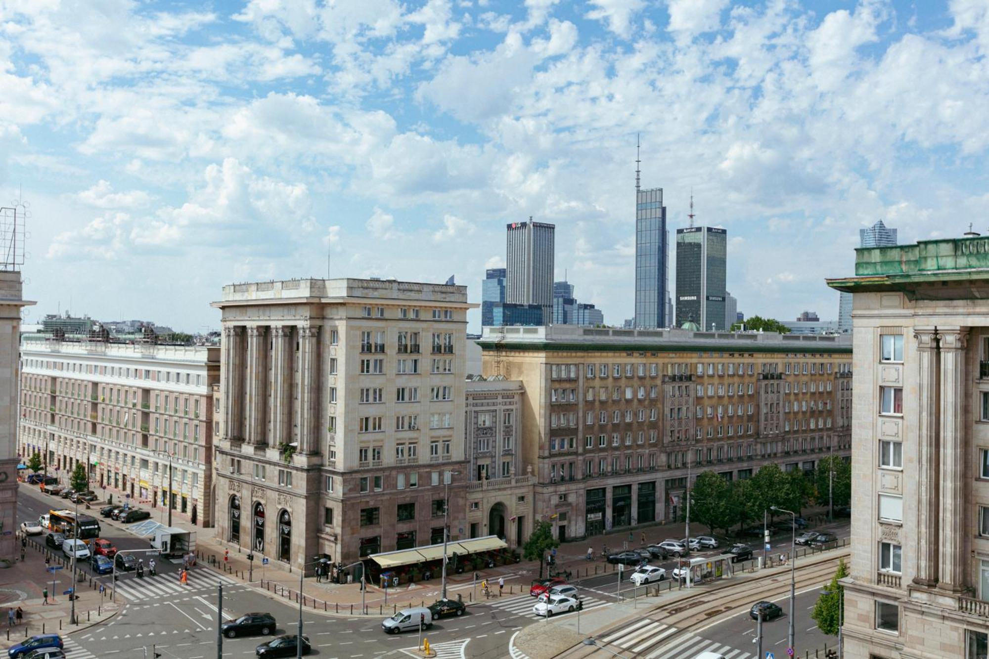 Plac Konstytucji 6 Grey - Bezplatny Garaz Podziemny - Free Parking - Apartament Dla 4 Osob Varşova Dış mekan fotoğraf