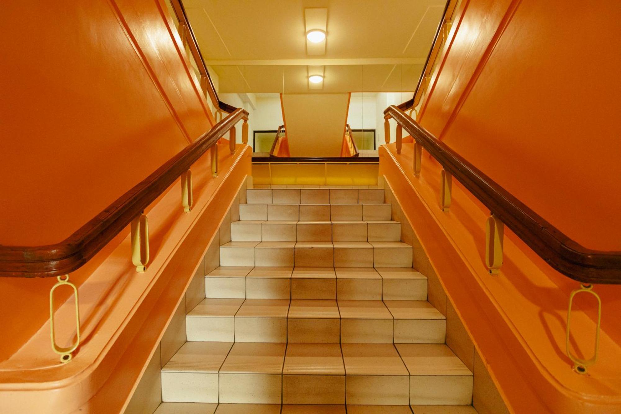 Plac Konstytucji 6 Grey - Bezplatny Garaz Podziemny - Free Parking - Apartament Dla 4 Osob Varşova Dış mekan fotoğraf